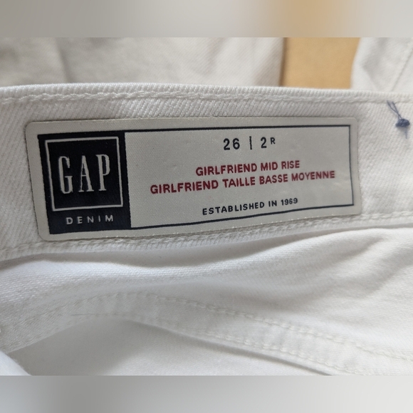 GAP Girlfriend Mid Rise White Pants Size 26 99% Cotton - Picture 9 of 13